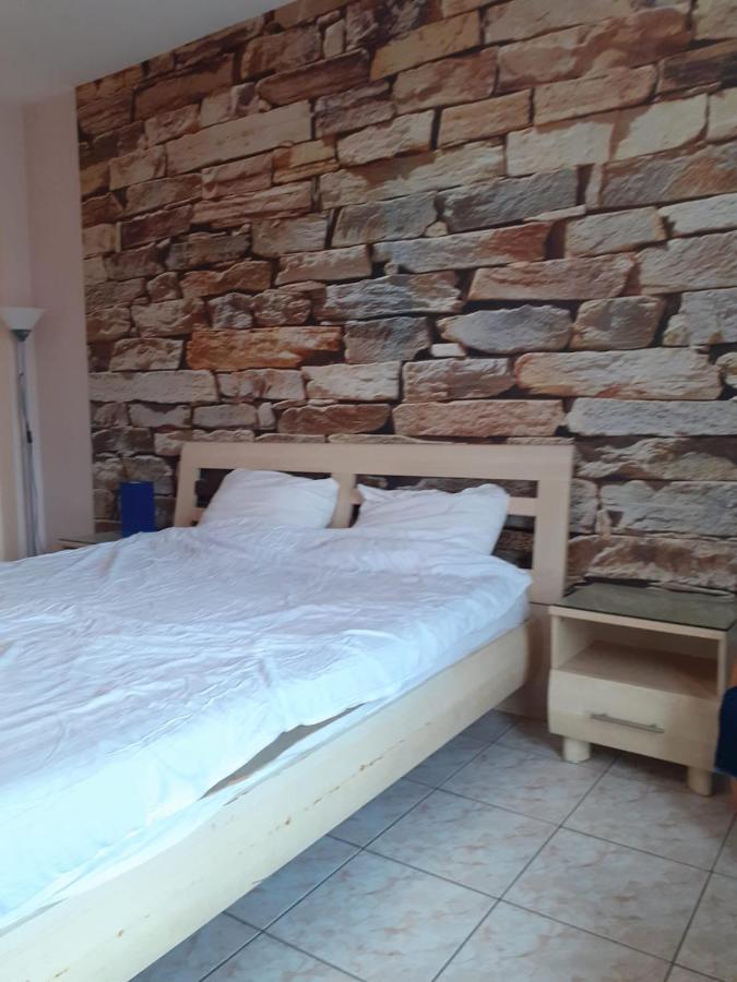 Old Town New Spacious Apartment Bukarest Kültér fotó